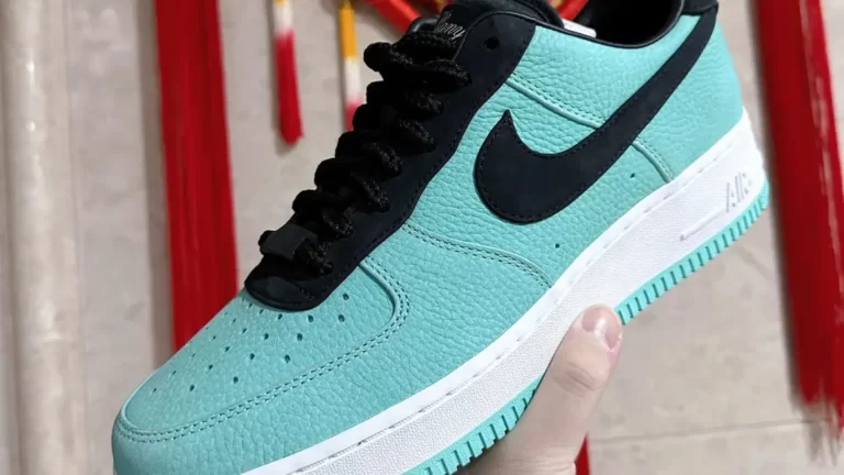 Is this Tiffany x Nike Air Force 1 sample real